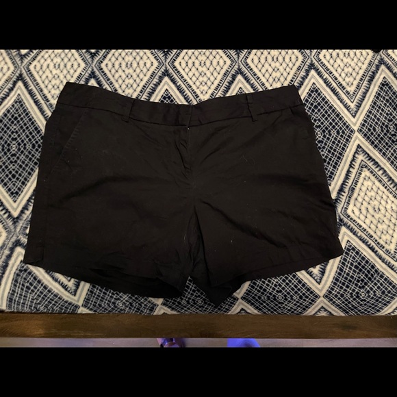 Shorts - Picture 1 of 2
